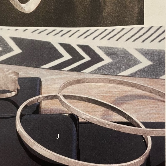 Silpada Sterling Silver ‘Social Circle’ 2 1/4” SMALL Hammered Bangle B3296 - Picture 11 of 16